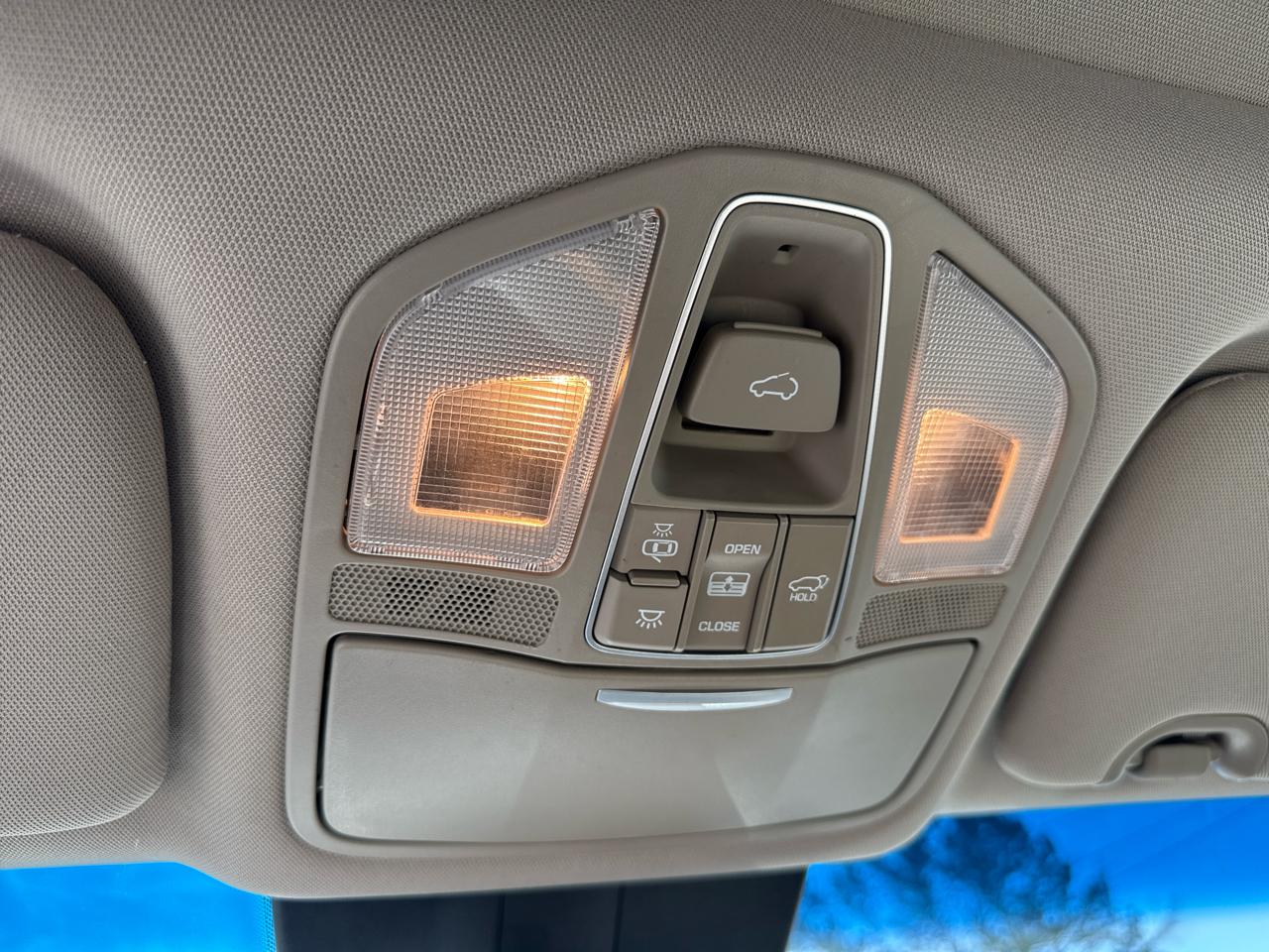 Hyundai Santa Fe SE w/Ultimate Package AWD 2018