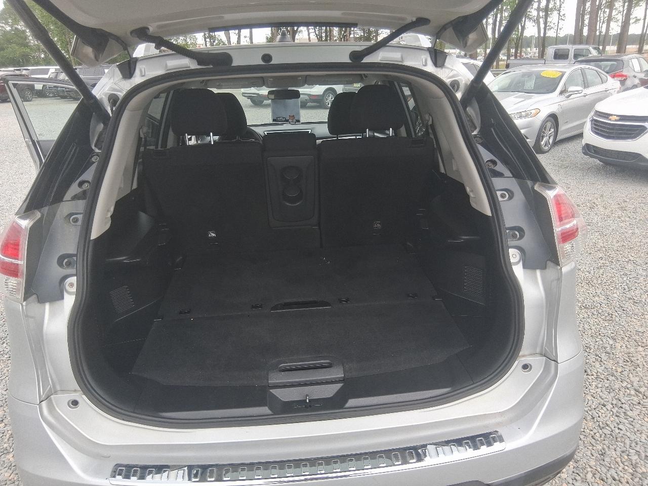 Nissan Rogue  2016