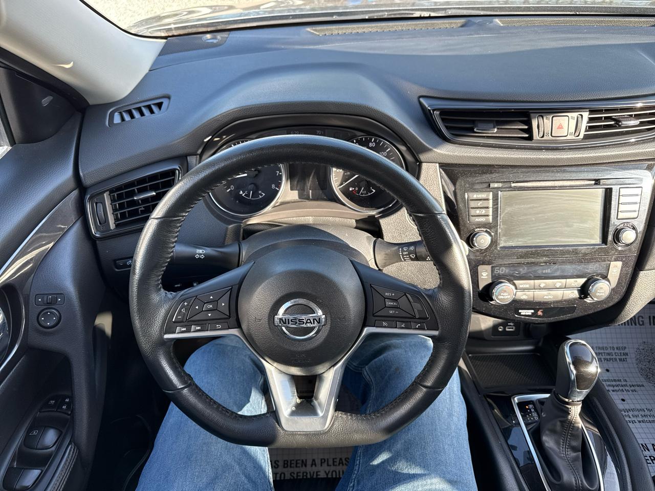 Nissan Rogue SV 4D SUV AWD 2018