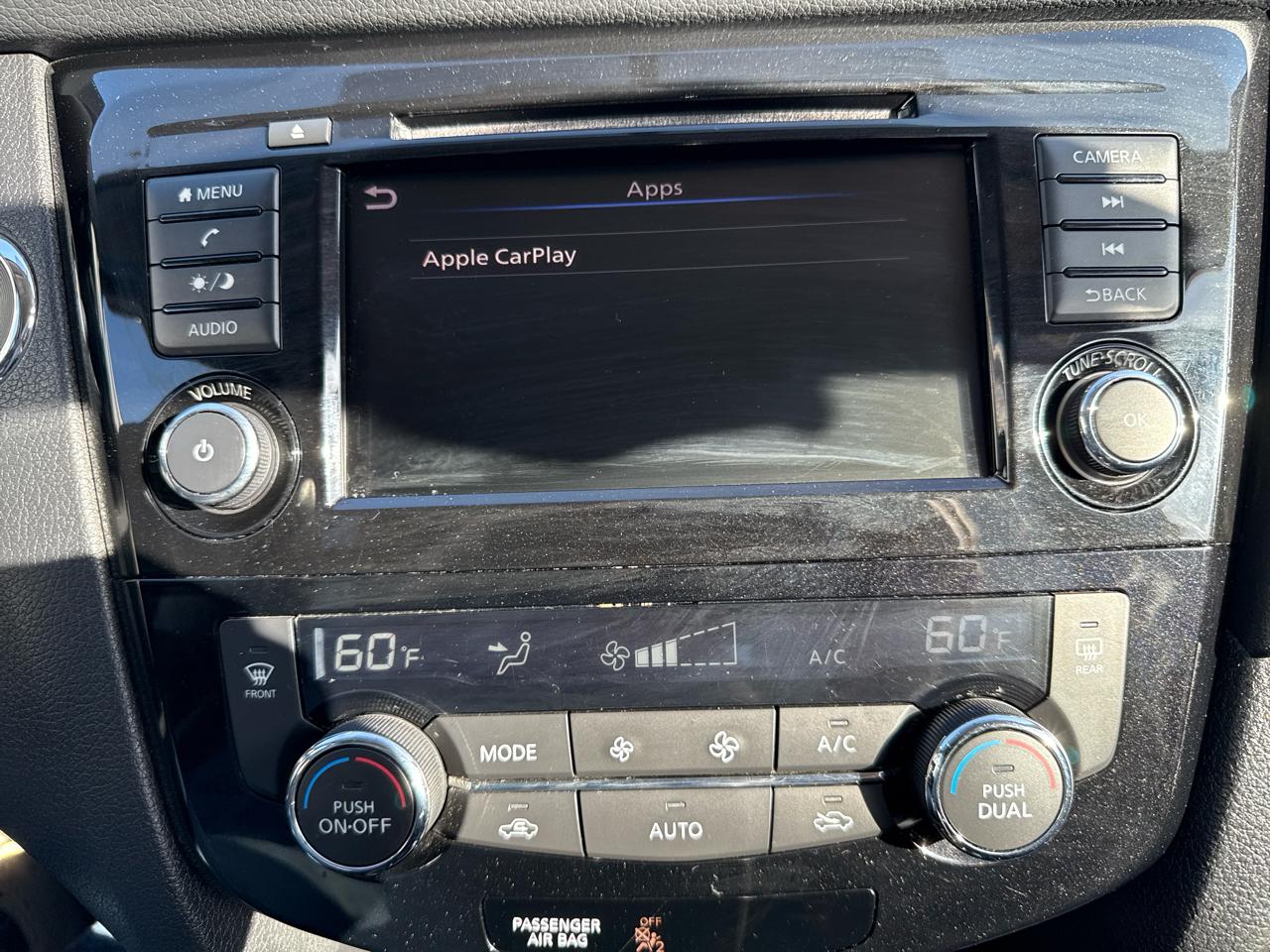 Nissan Rogue SV 4D SUV AWD 2018