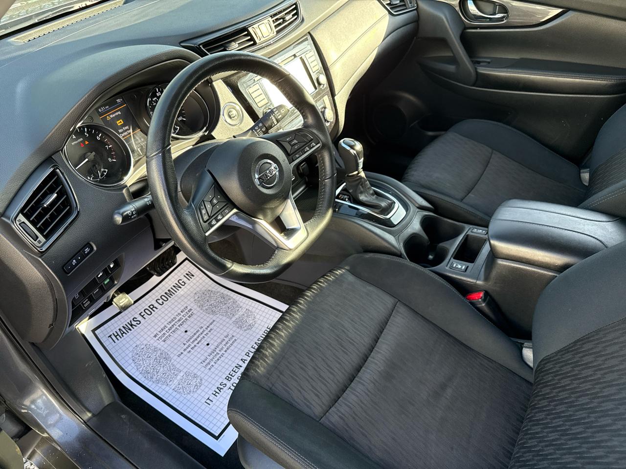 Nissan Rogue SV 4D SUV AWD 2018