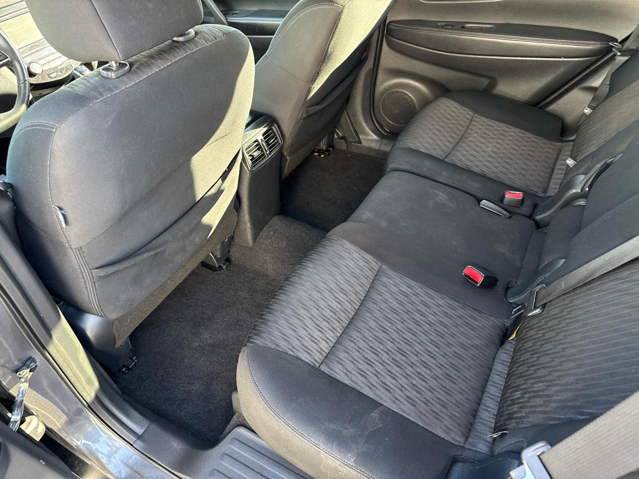 Nissan Rogue SV 4D SUV AWD 2018