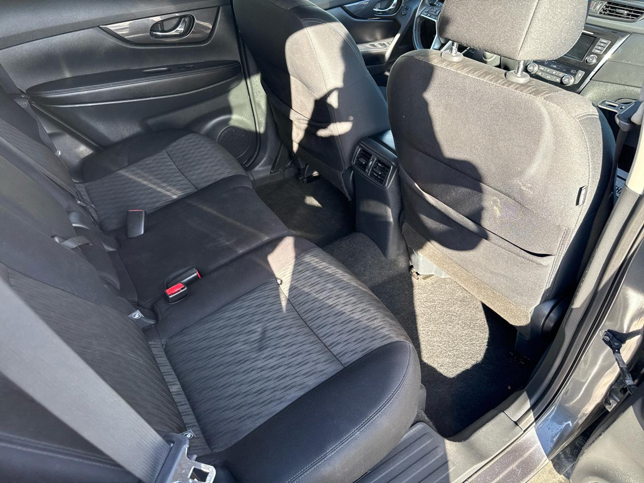 Nissan Rogue SV 4D SUV AWD 2018