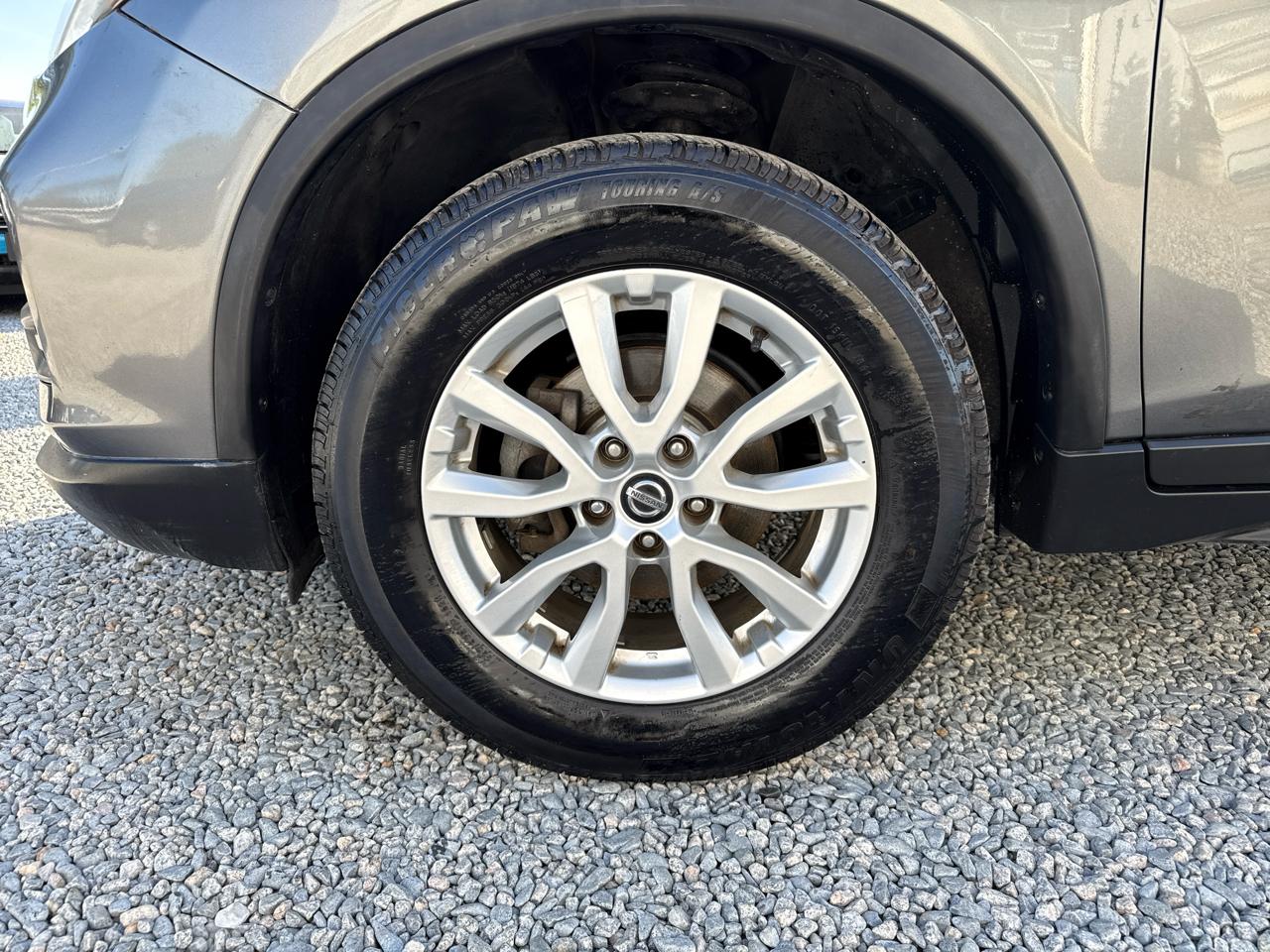 Nissan Rogue SV 4D SUV AWD 2018