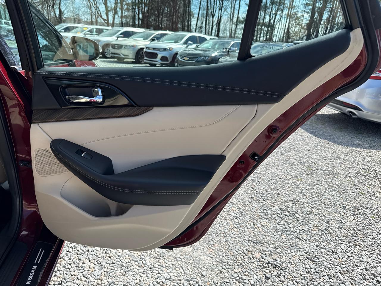 Nissan Maxima Platinum 3.5L 2017