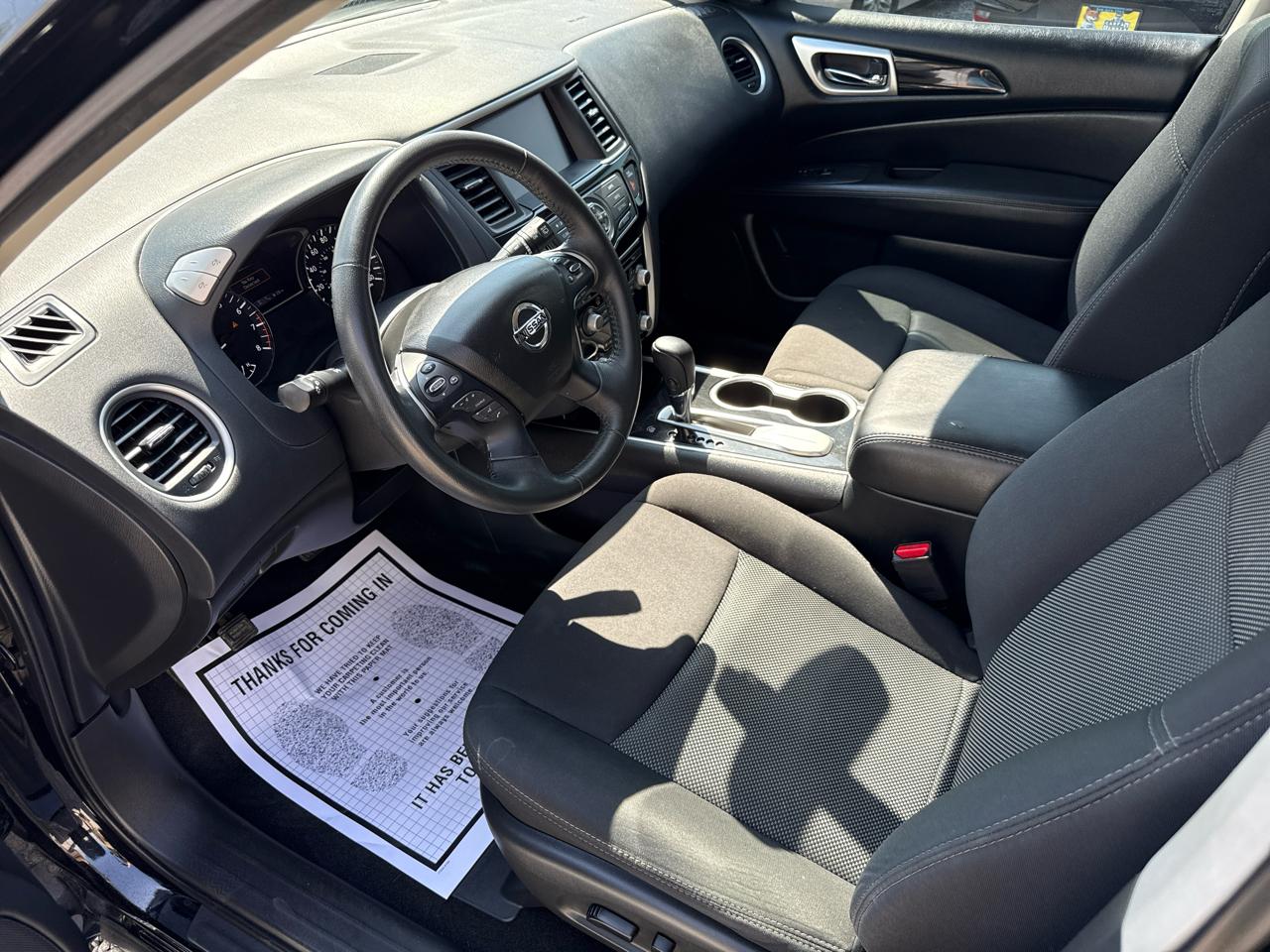 Nissan Pathfinder SV 4D SUV FWD 2020