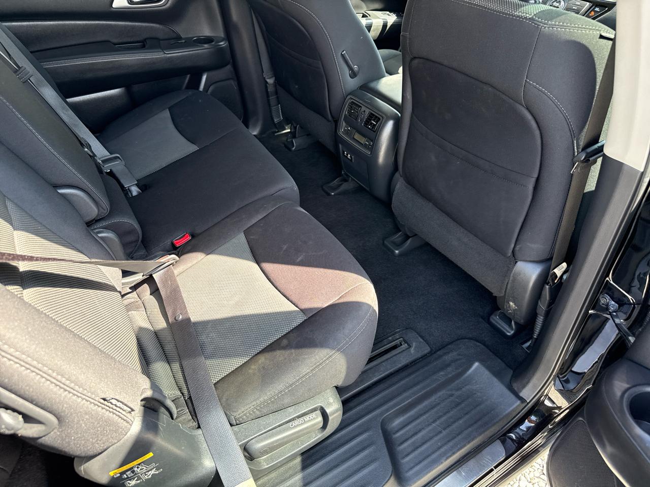 Nissan Pathfinder SV 4D SUV FWD 2020