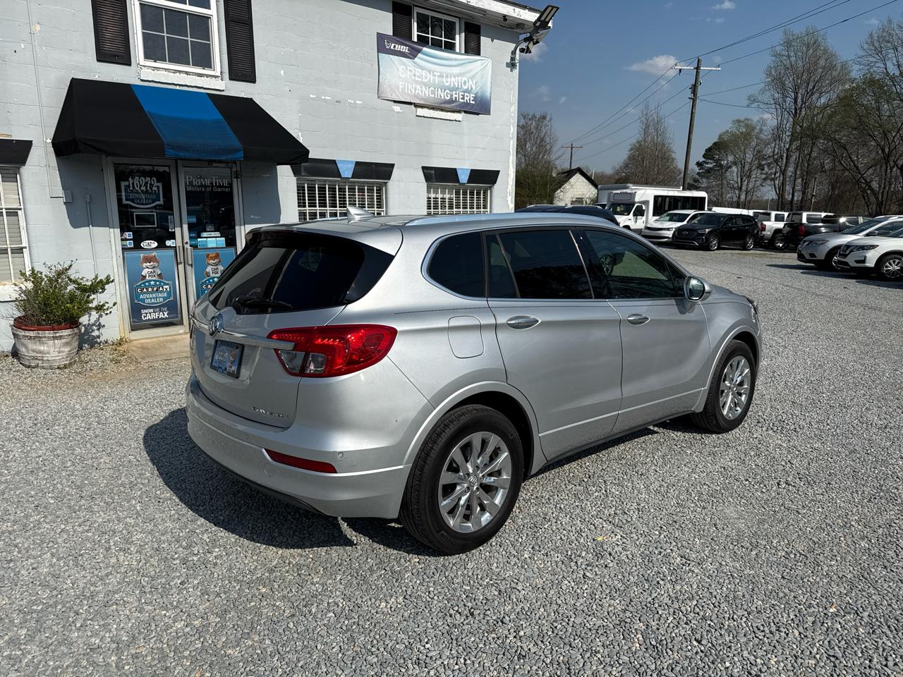 Buick Envision Essence 4D SUV FWD 2018