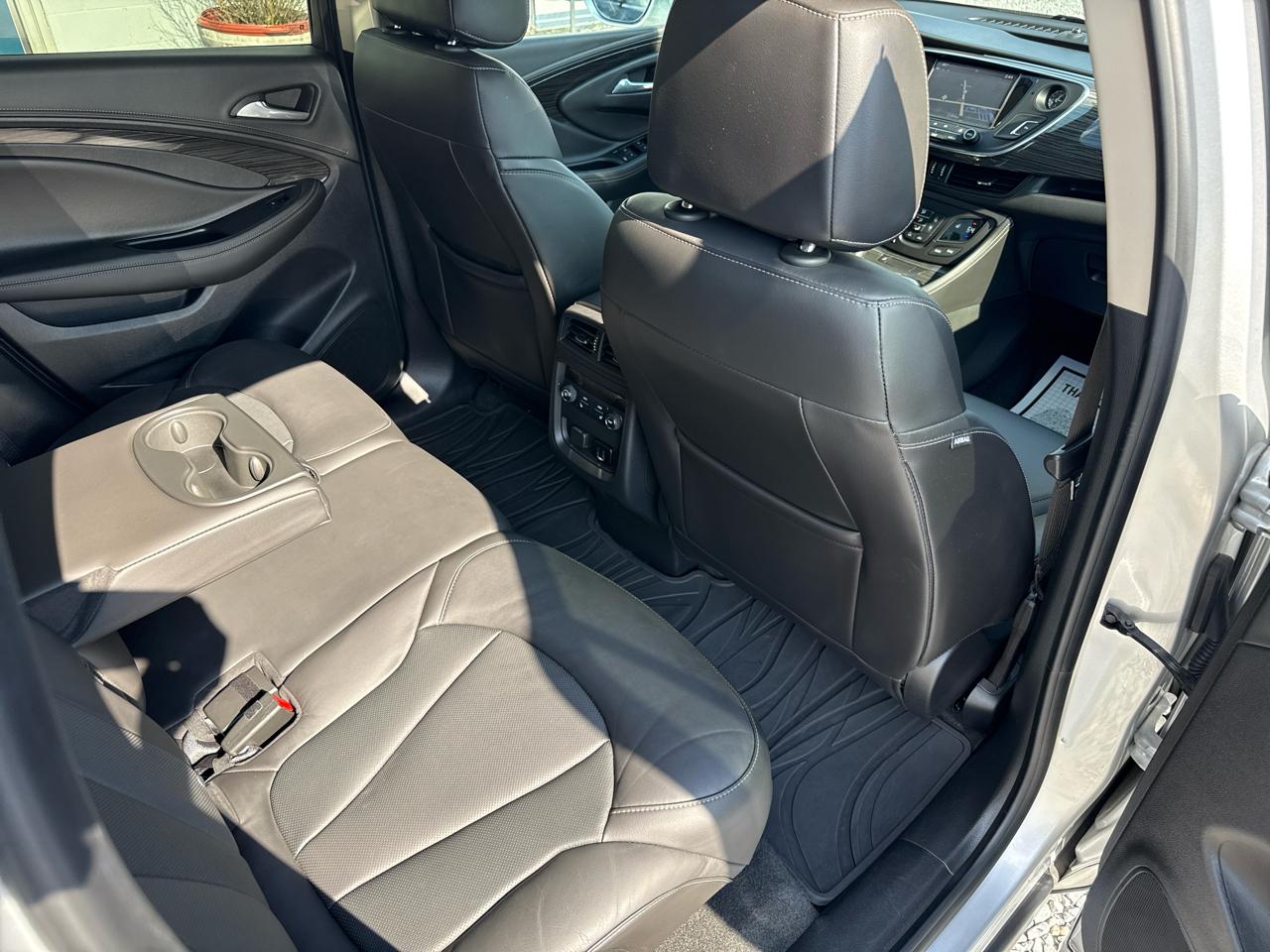 Buick Envision Essence 4D SUV FWD 2018