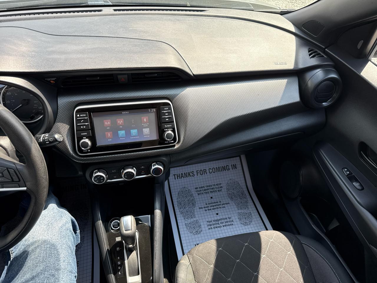 Nissan Kicks S 4D SUV FWD 2020