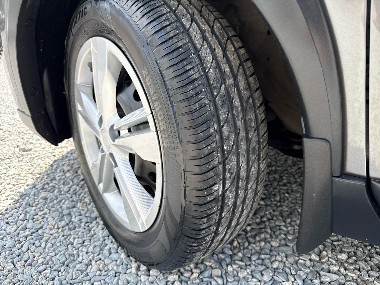 Nissan Kicks S 4D SUV FWD 2020