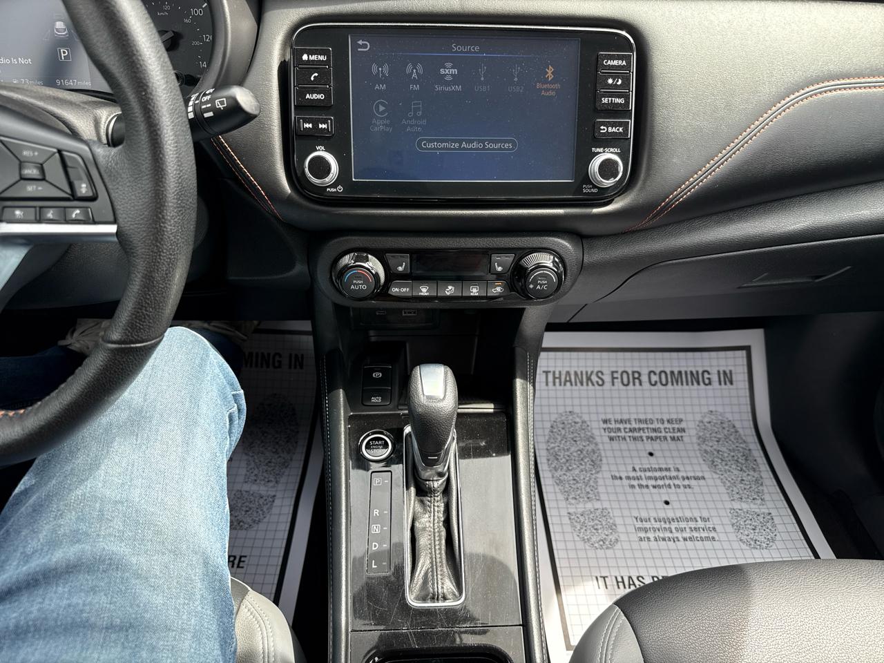 Nissan Kicks SR 4D SUV FWD 2021