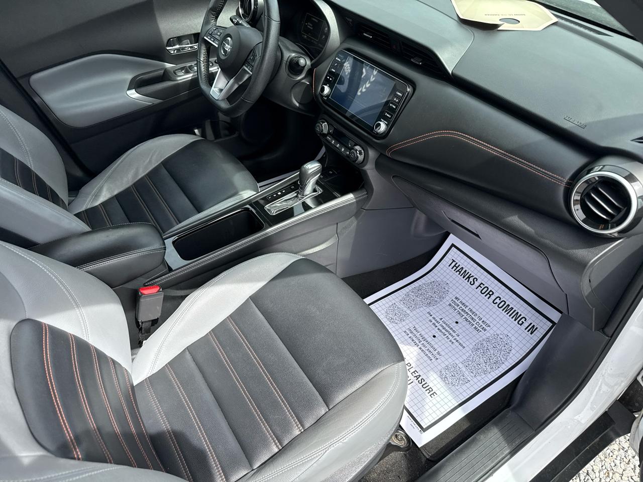 Nissan Kicks SR 4D SUV FWD 2021