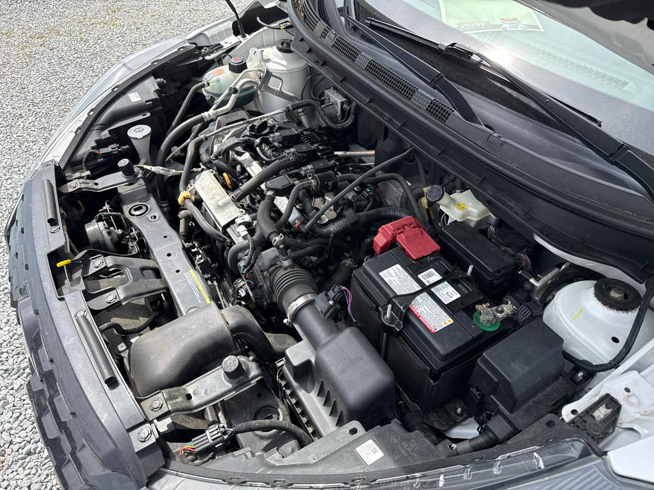 Nissan Kicks SR 4D SUV FWD 2021