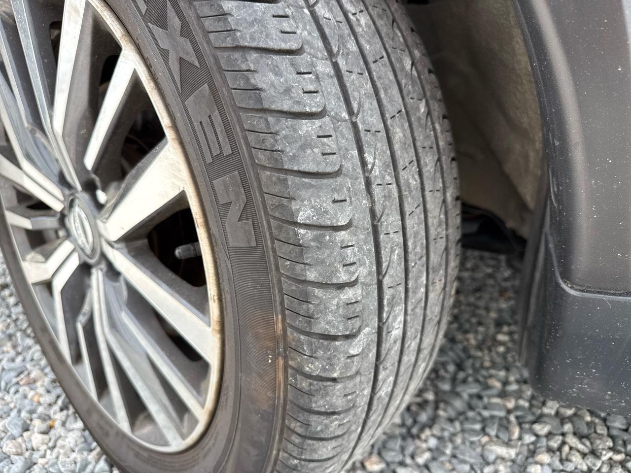 Nissan Kicks SR 4D SUV FWD 2021