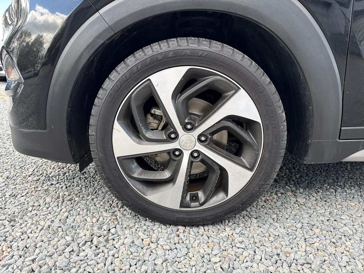 Hyundai Tucson Limited 4D SUV FWD 2017