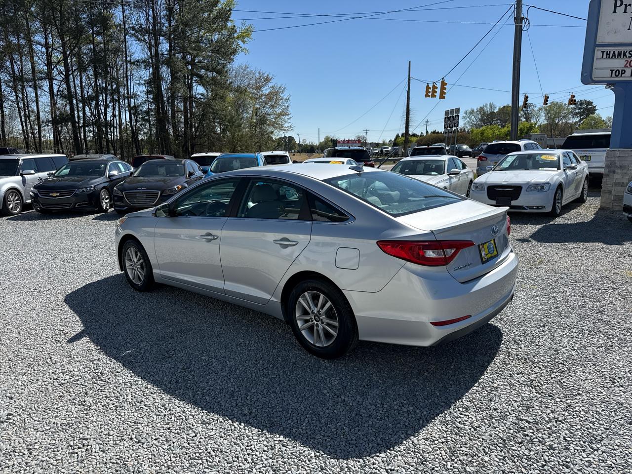 Hyundai Sonata SE 2.4L 2017
