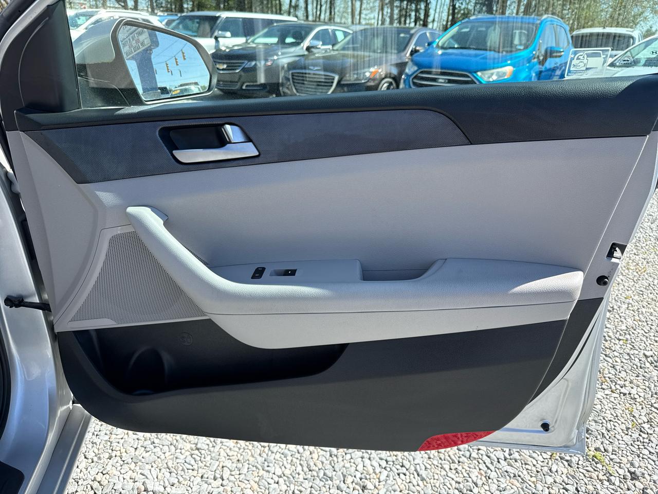 Hyundai Sonata SE 2.4L 2017