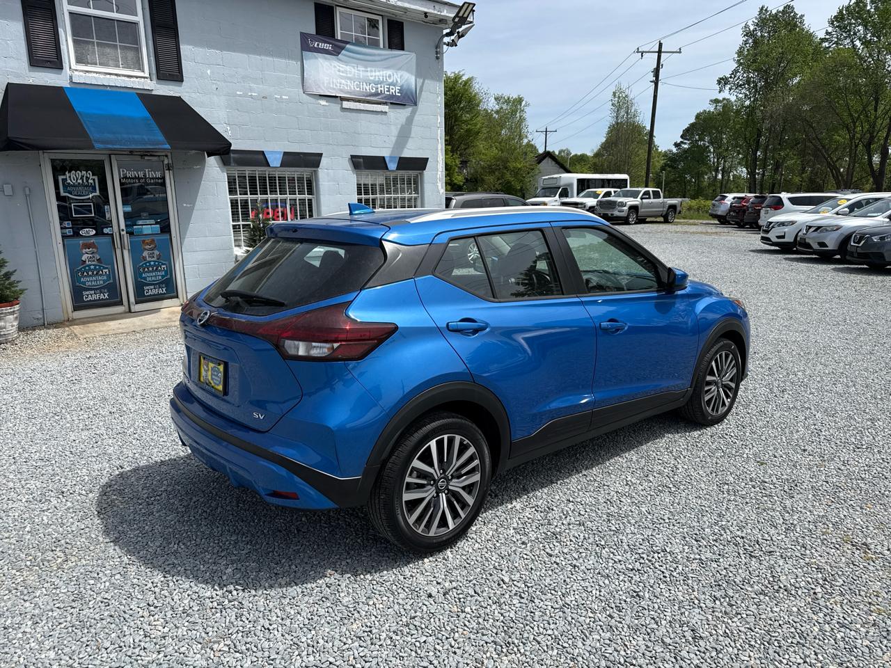 Nissan Kicks SV 4D SUV FWD 2021