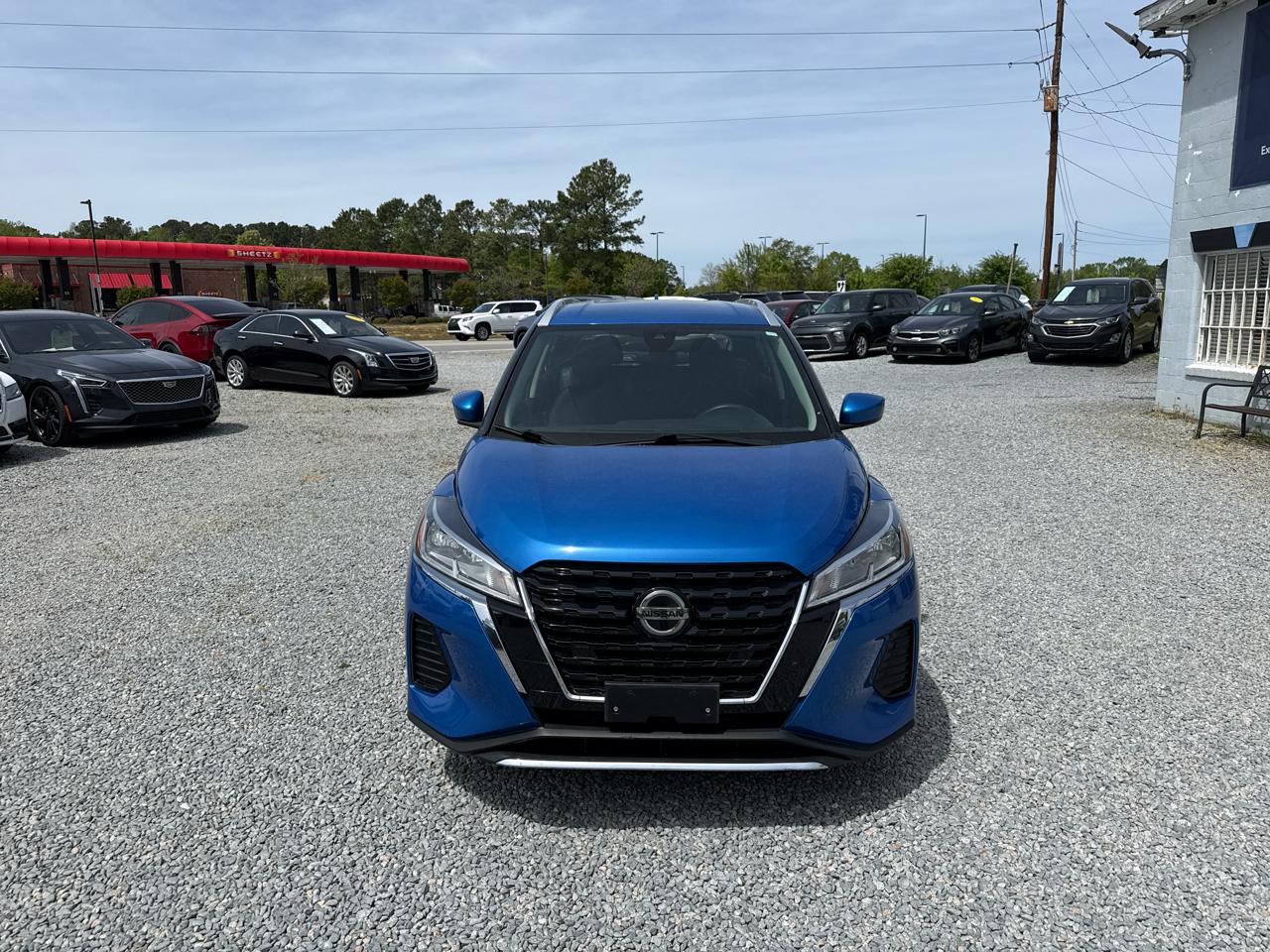 Nissan Kicks SV 4D SUV FWD 2021