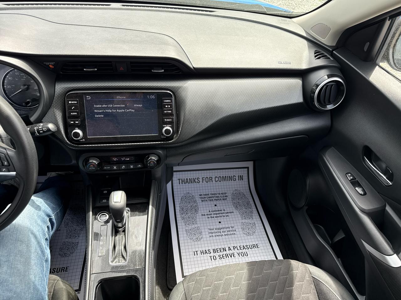 Nissan Kicks SV 4D SUV FWD 2021