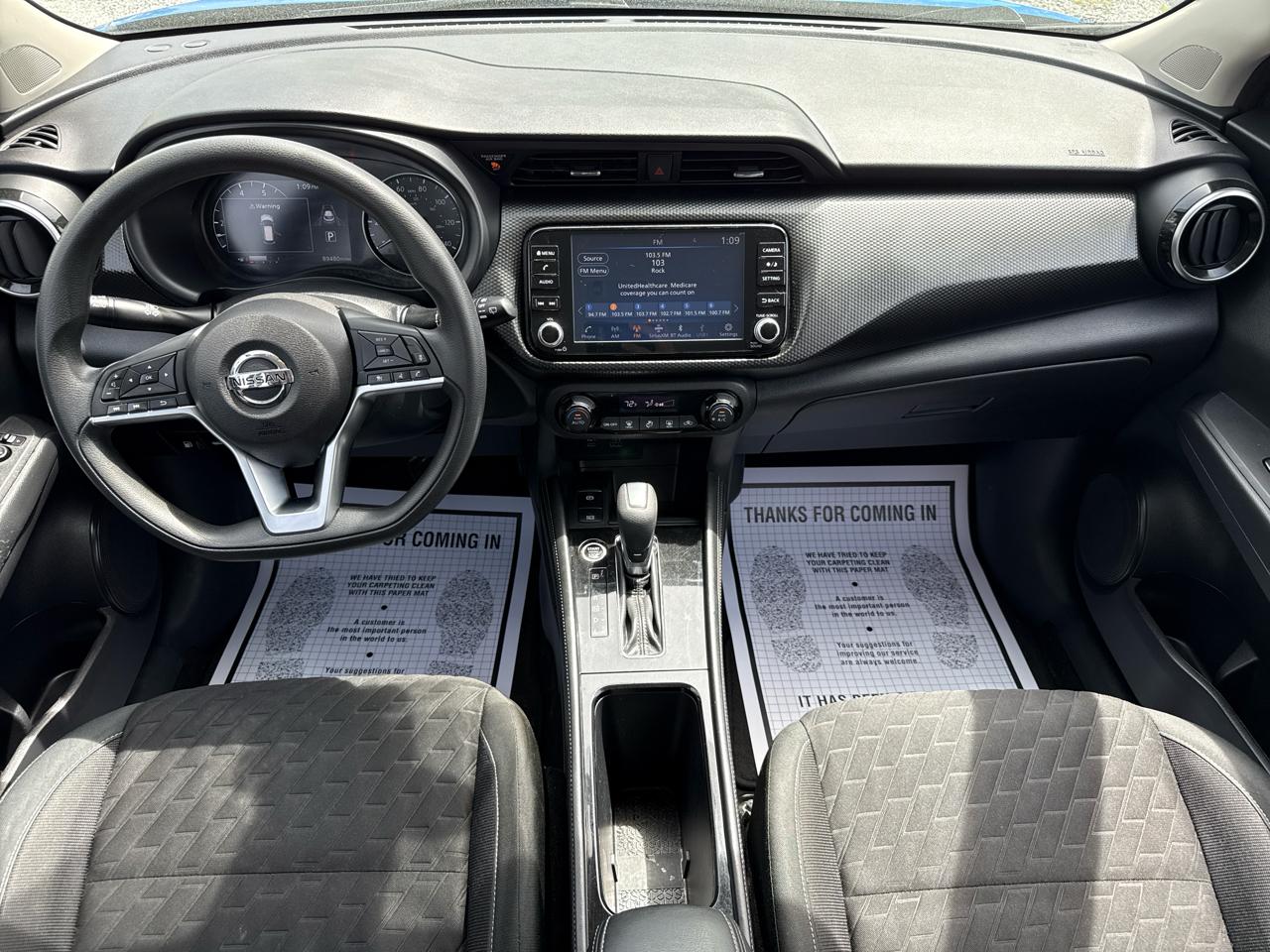 Nissan Kicks SV 4D SUV FWD 2021