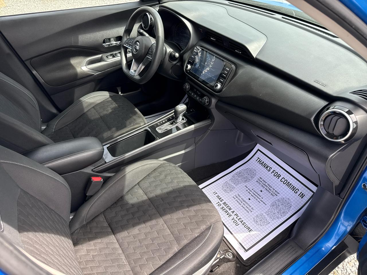 Nissan Kicks SV 4D SUV FWD 2021