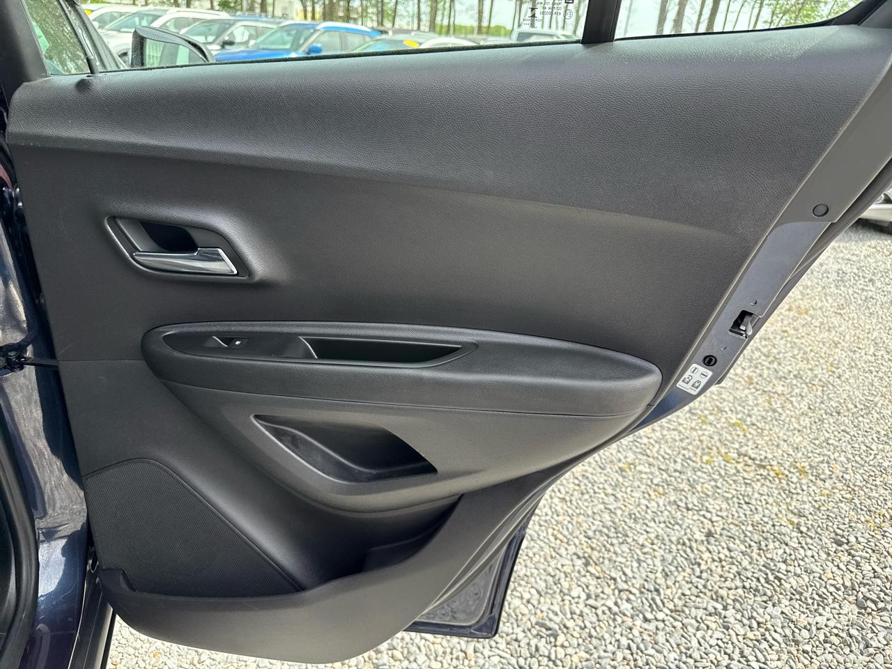 Chevrolet Trax LS 4D SUV AWD 2019