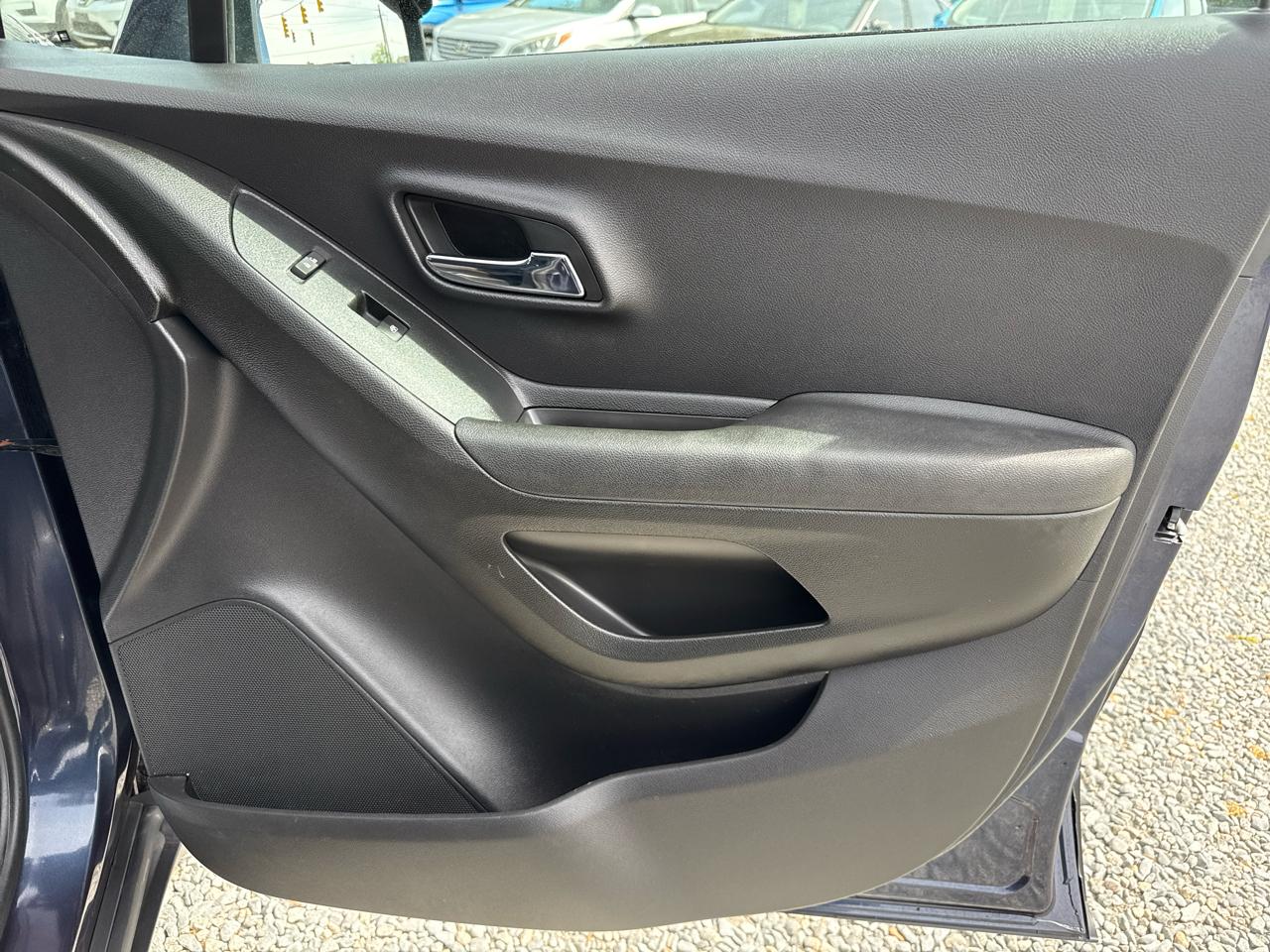 Chevrolet Trax LS 4D SUV AWD 2019