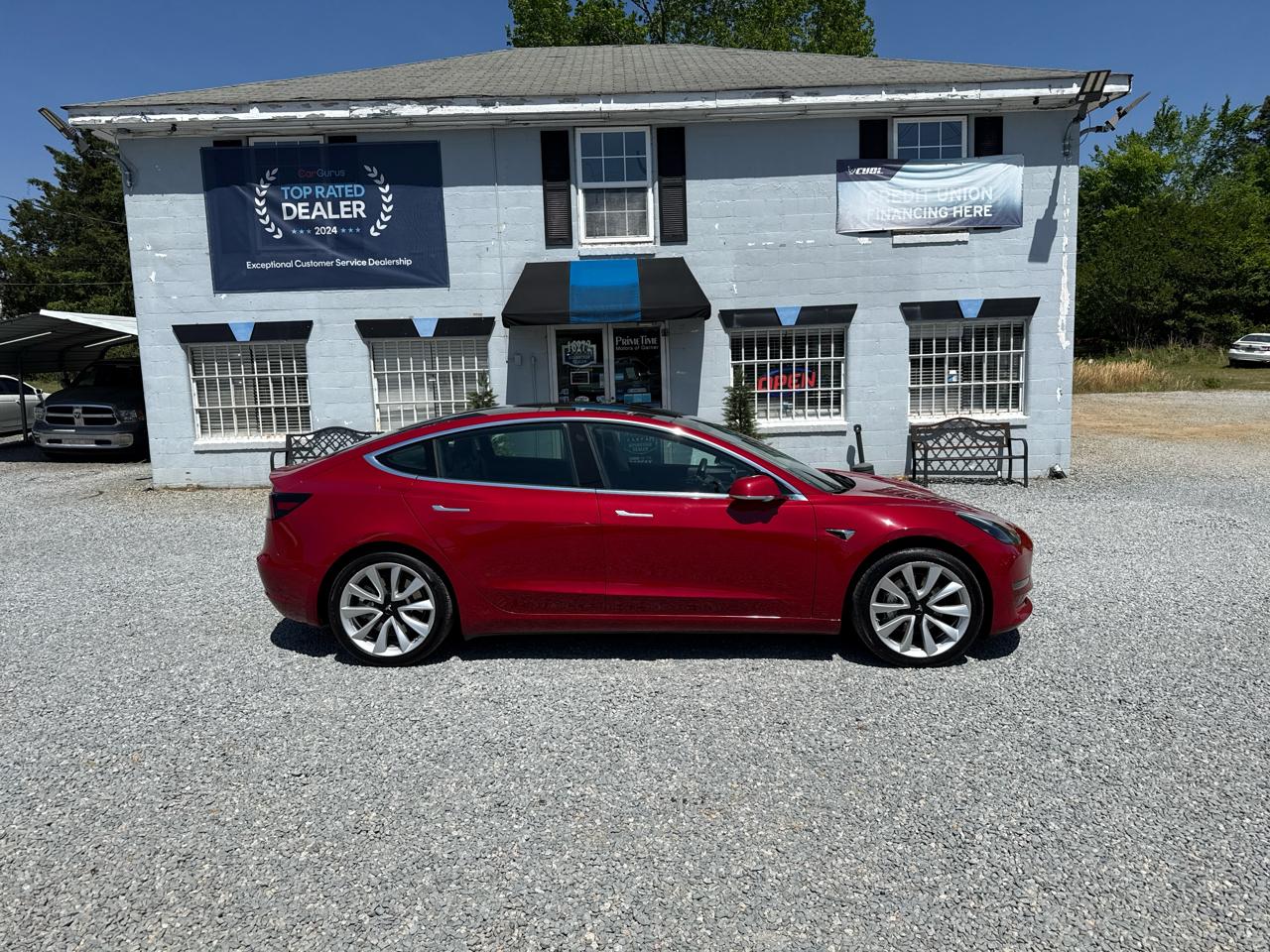 Tesla Model 3  2019