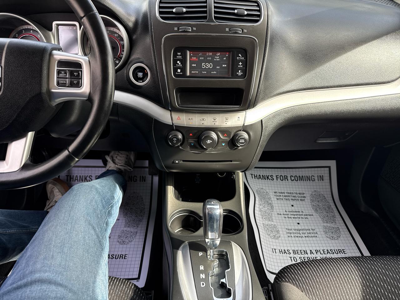 Dodge Journey SXT 4D SUV FWD 2017