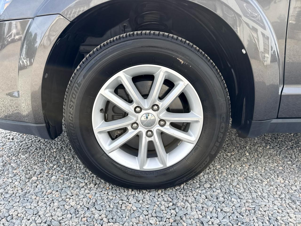 Dodge Journey SXT 4D SUV FWD 2017