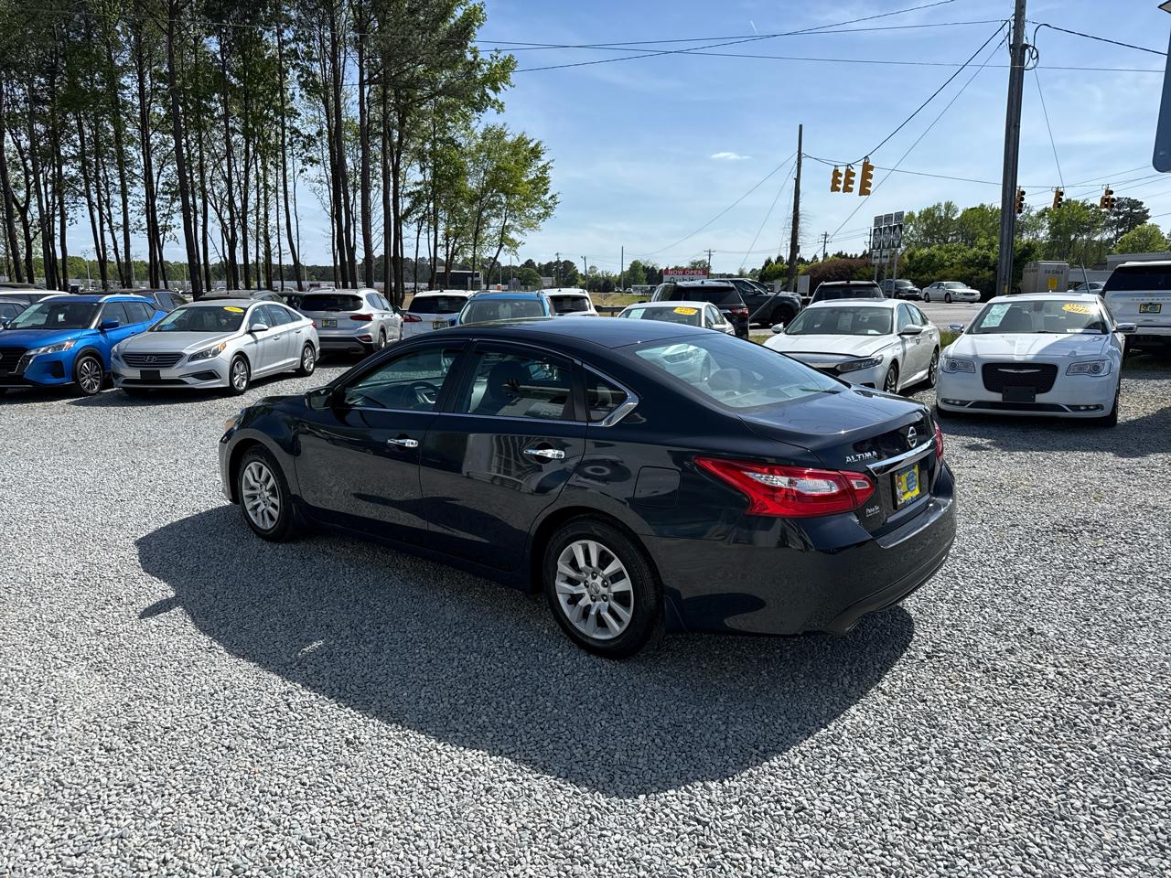 Nissan Altima 2.5 S Sedan 2017