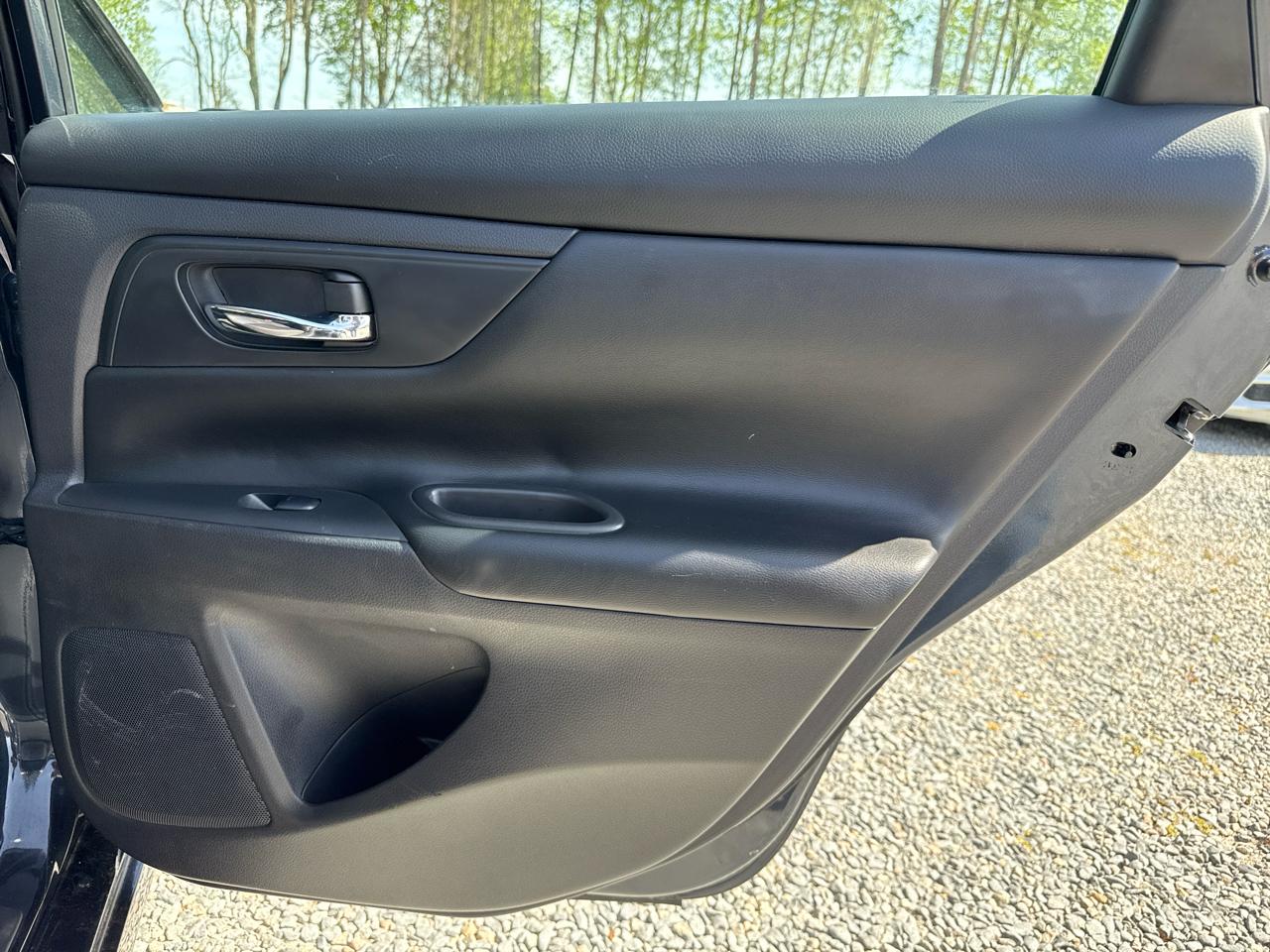 Nissan Altima 2.5 S Sedan 2017