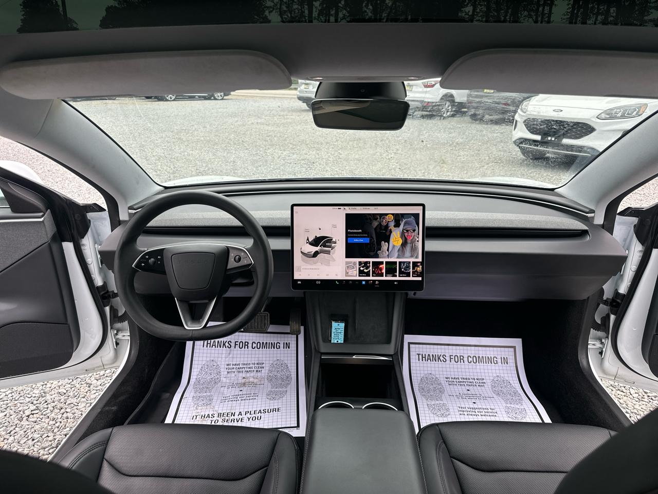 Tesla Model 3  2025