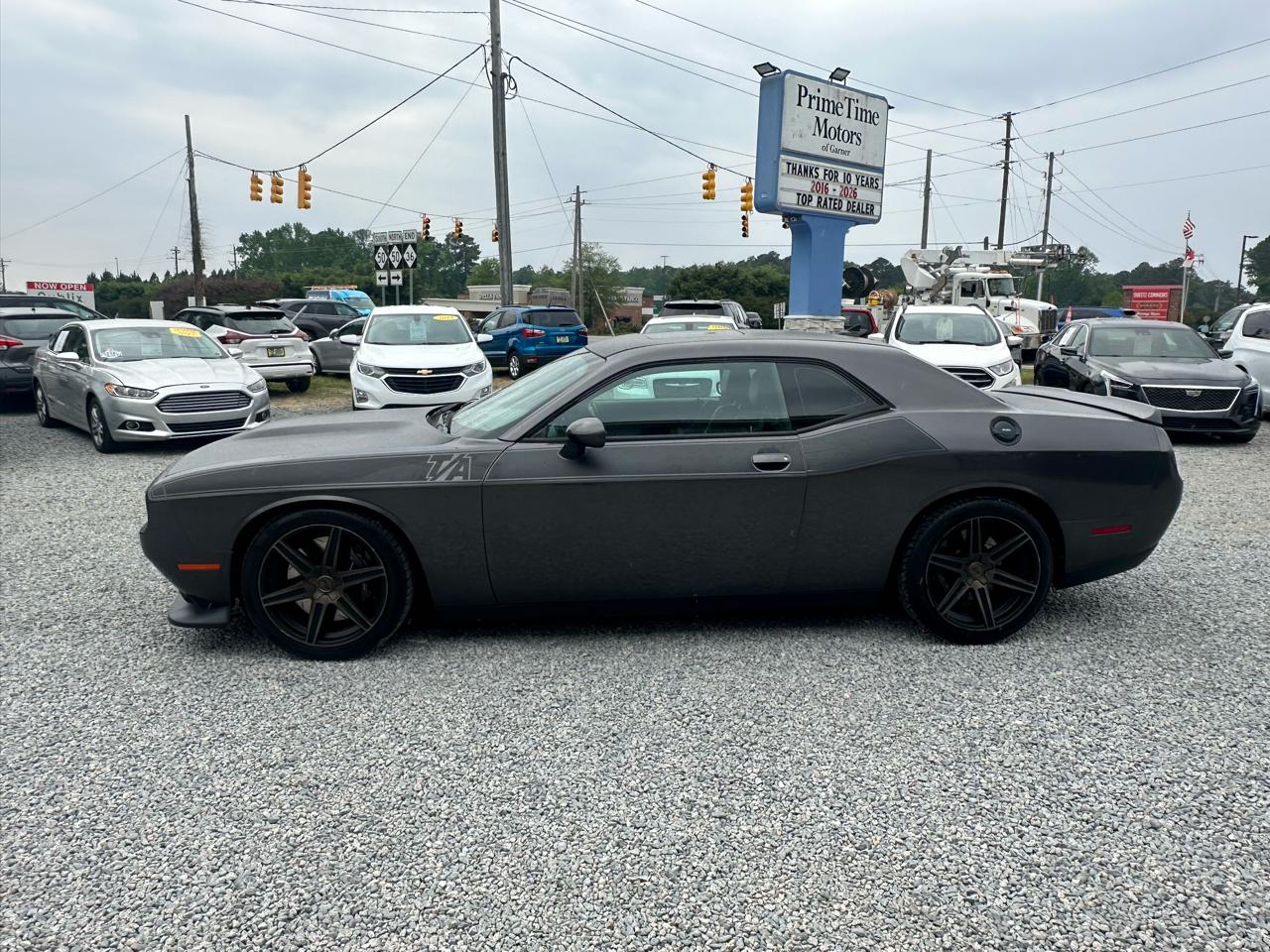 Dodge Challenger  2020