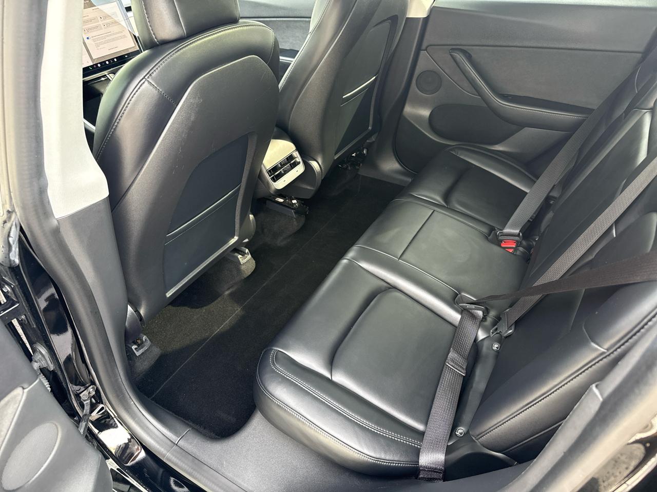 Tesla Model Y  2020