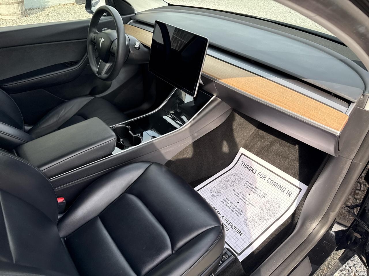 Tesla Model Y  2020