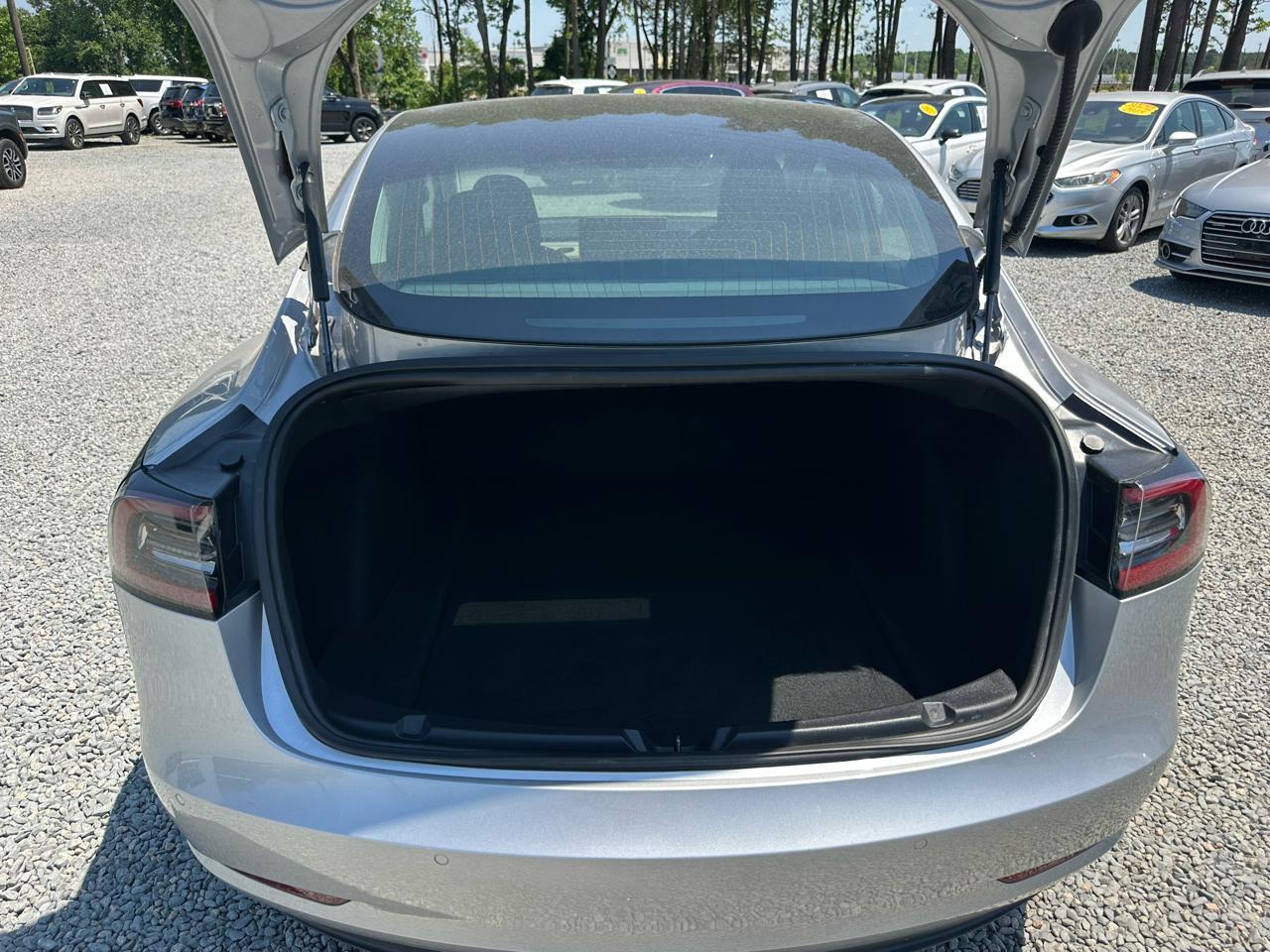 Tesla Model 3  2018