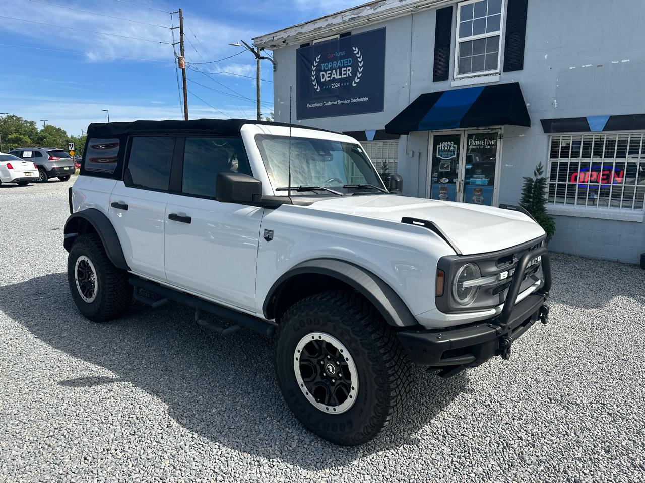 Ford Bronco 4WD 2dr Wagon Custom 2021