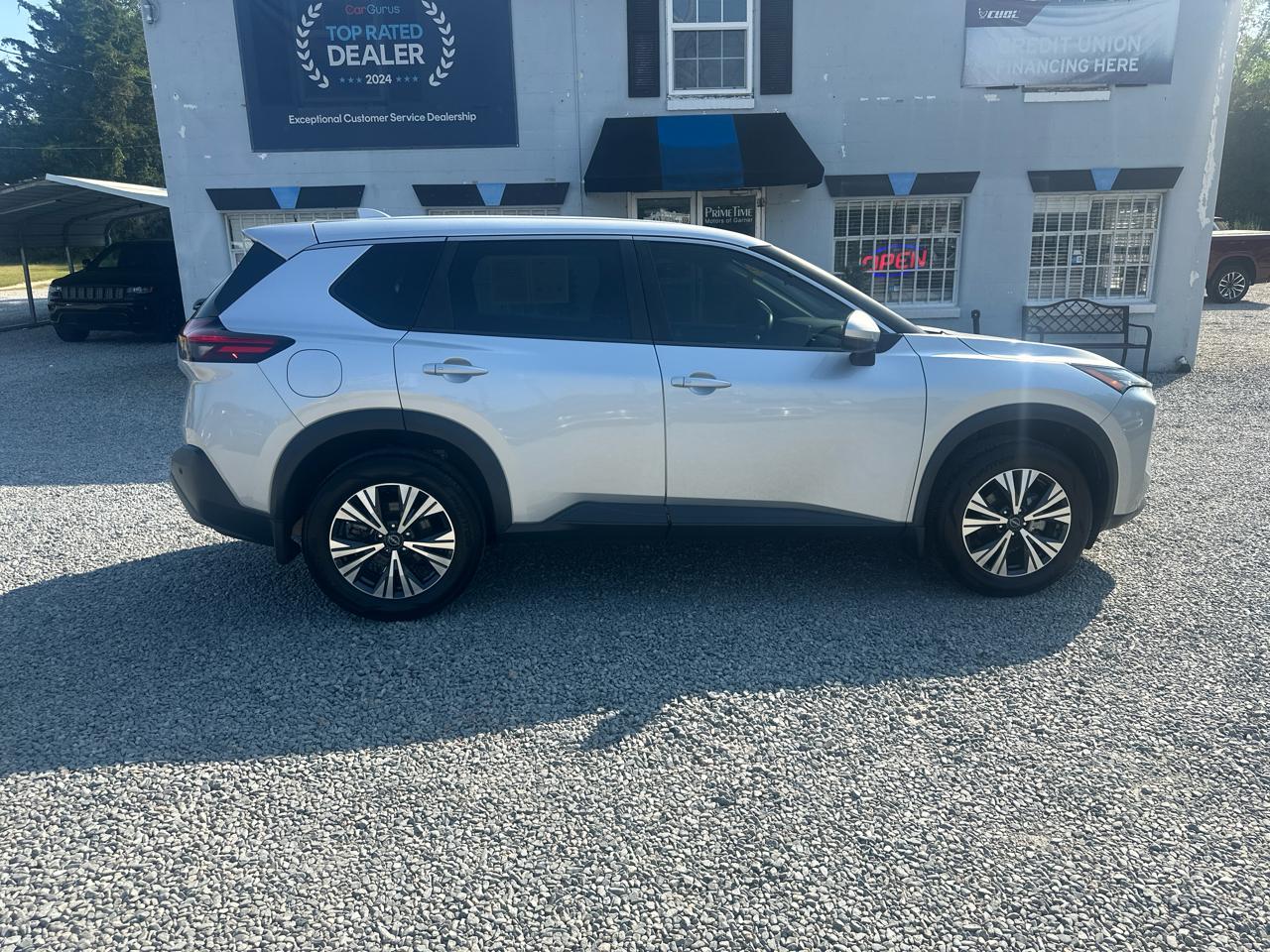 Nissan Rogue SV 2022