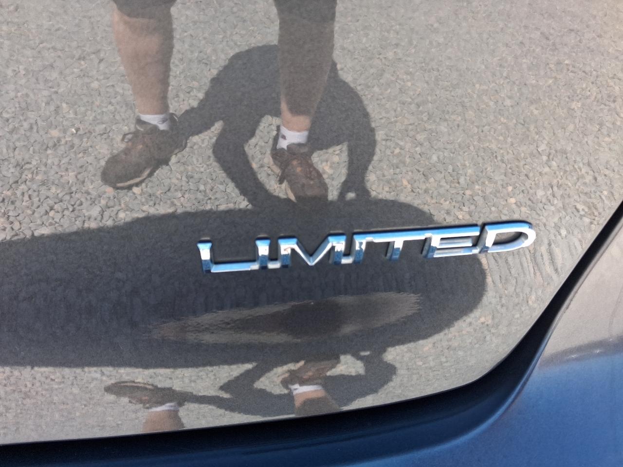 Chrysler Pacifica Limited FWD 2017