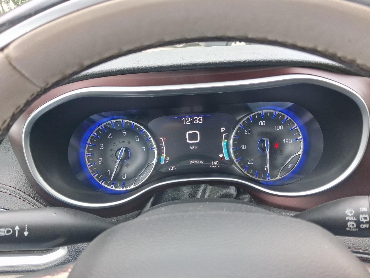 Chrysler Pacifica  2017