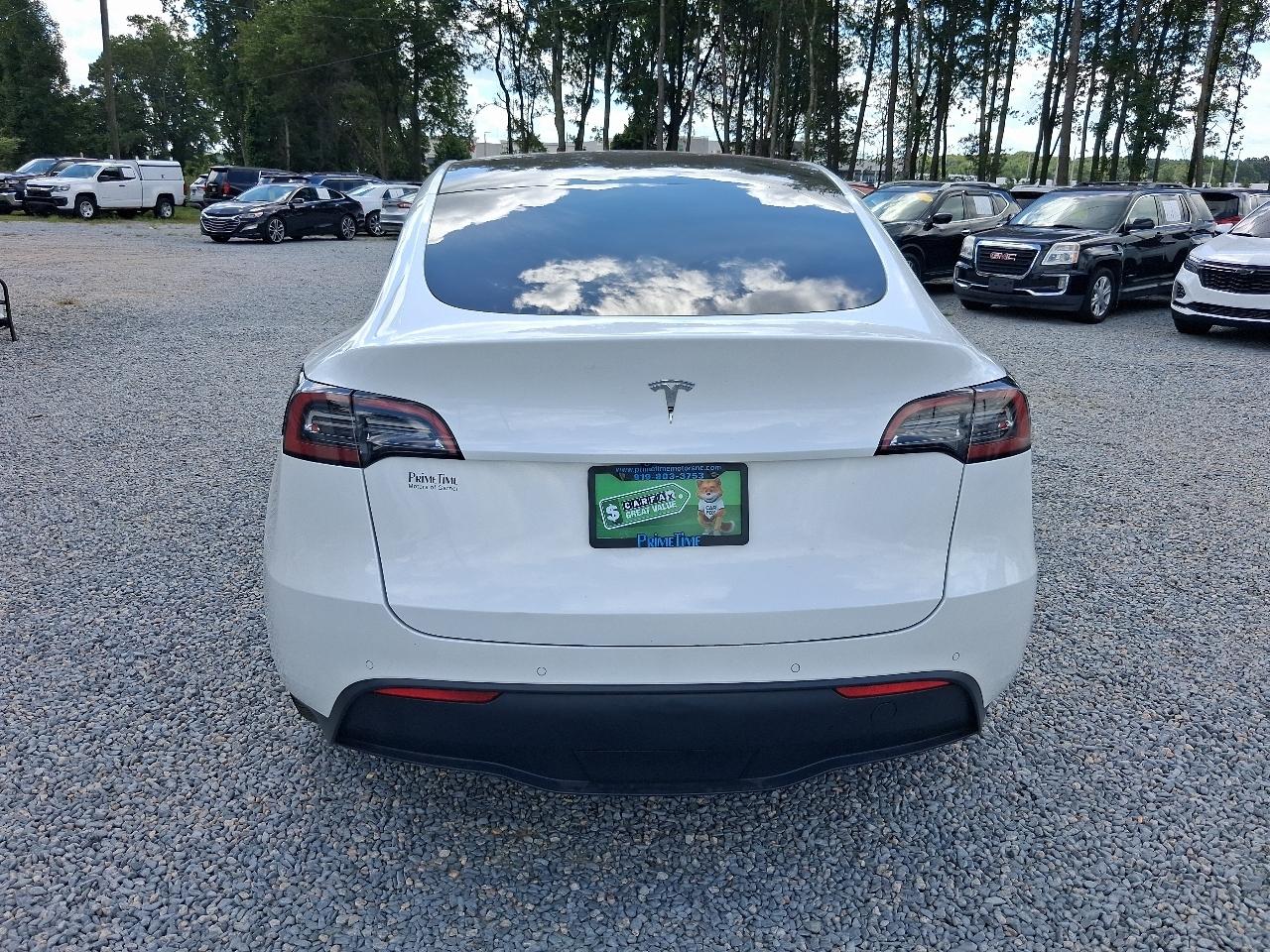 Tesla Model Y  2021