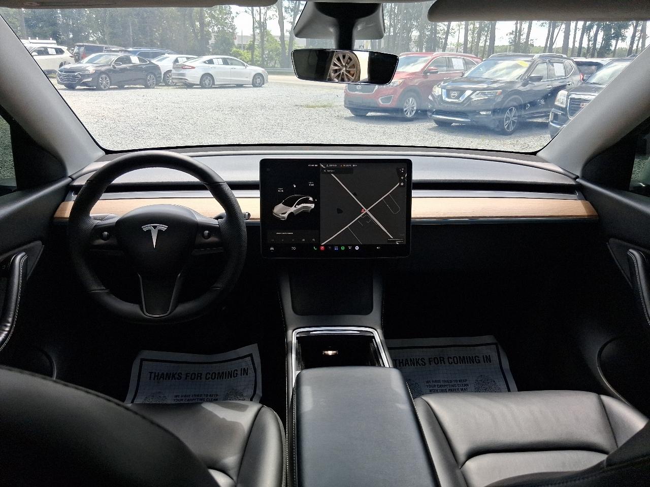 Tesla Model Y  2021