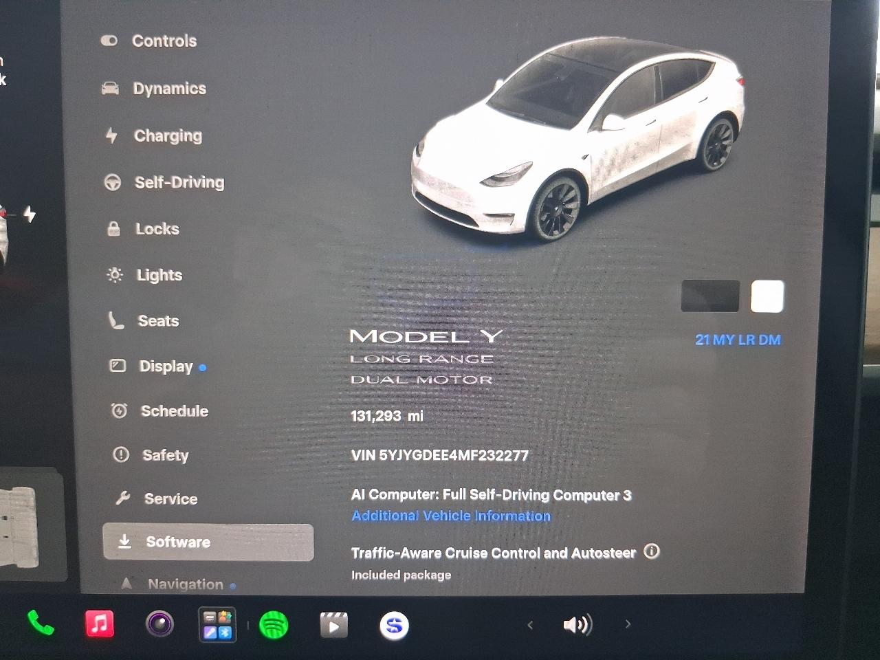 Tesla Model Y  2021