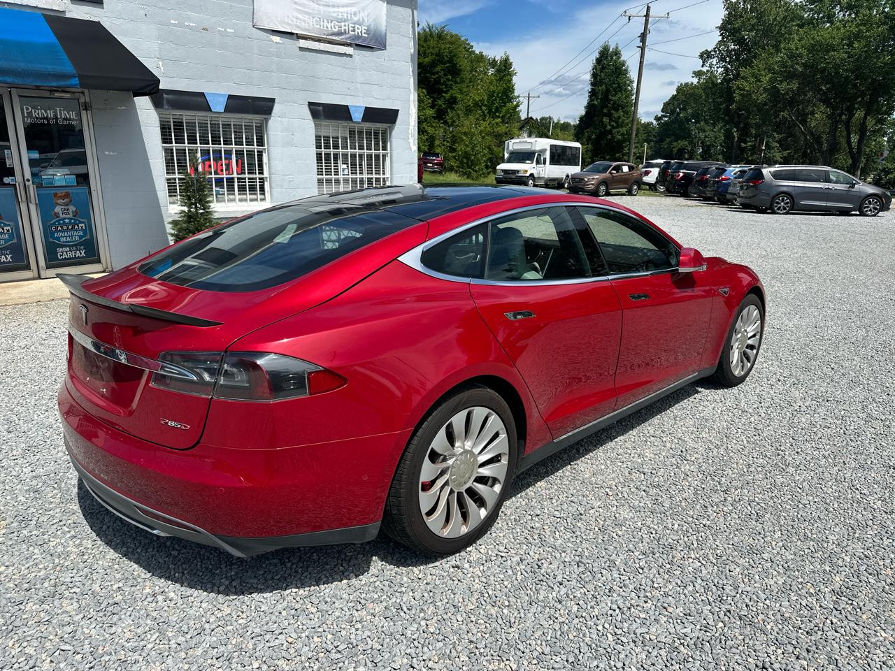Tesla Model S  2015