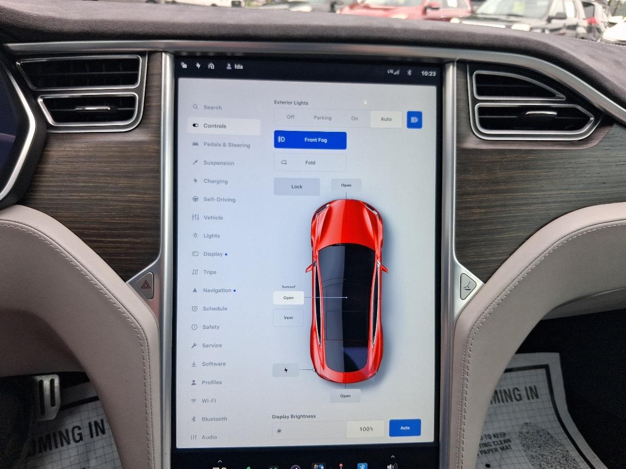 Tesla Model S  2015