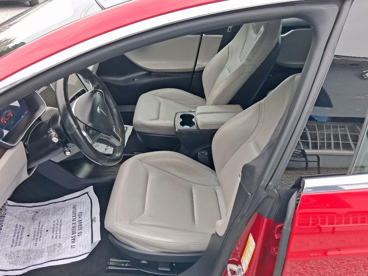 Tesla Model S  2015