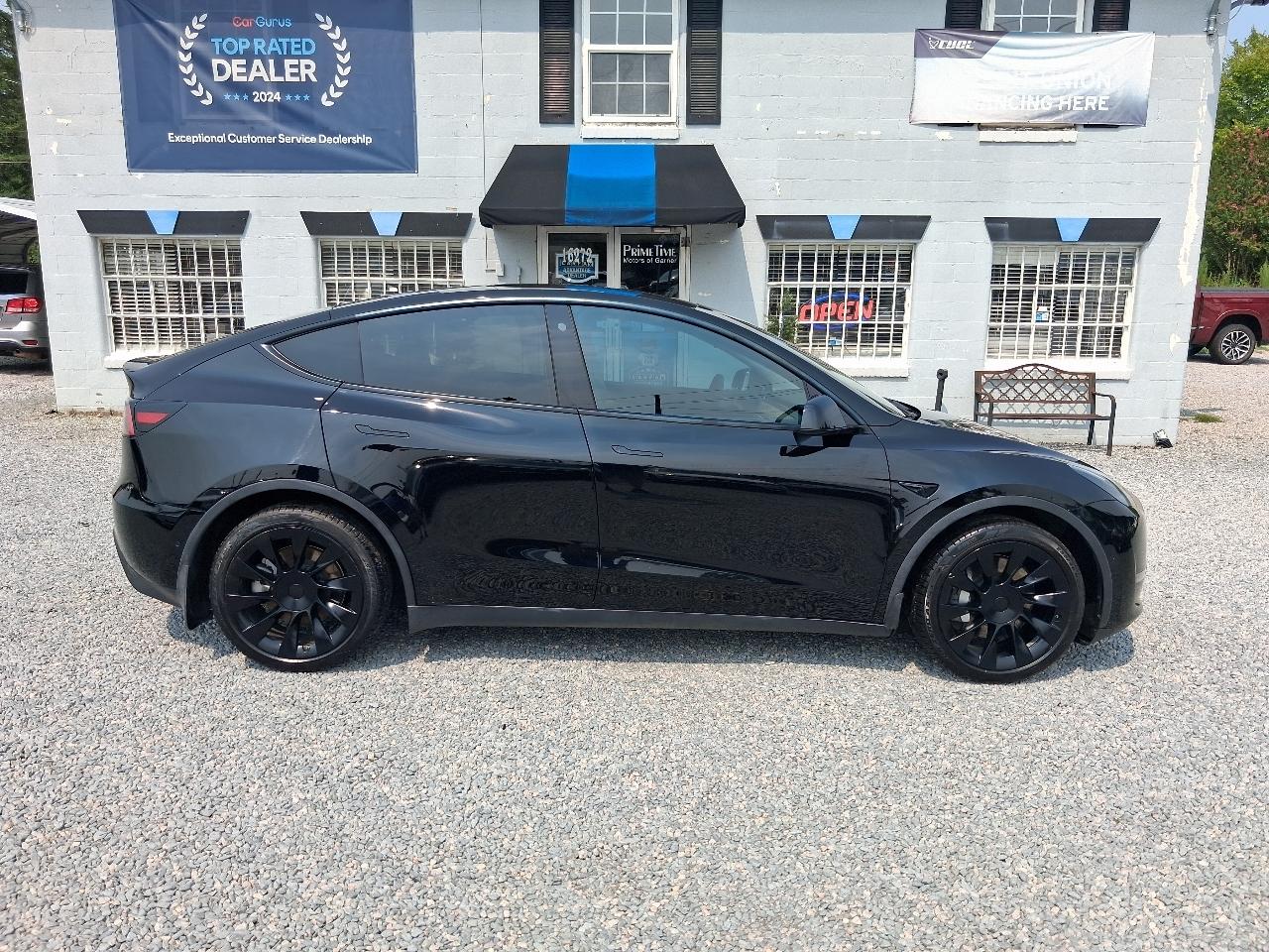 Tesla Model Y  2021